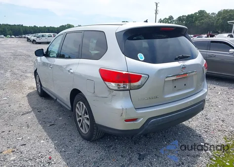 2015 Nissan Pathfinder S z USA, uszkodzony, nr VIN 5N1AR2MN7FC612632